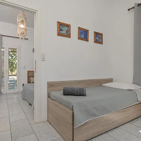 Apartament Vythos