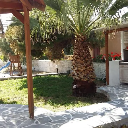Appartamento Vythos *